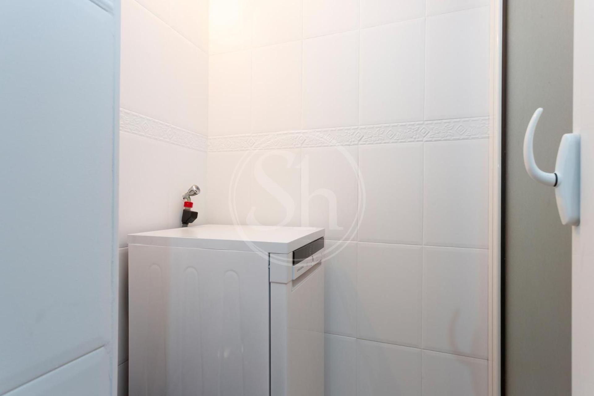 Practico Apartamento Cerca De Estacion De Sants Барселона Экстерьер фото