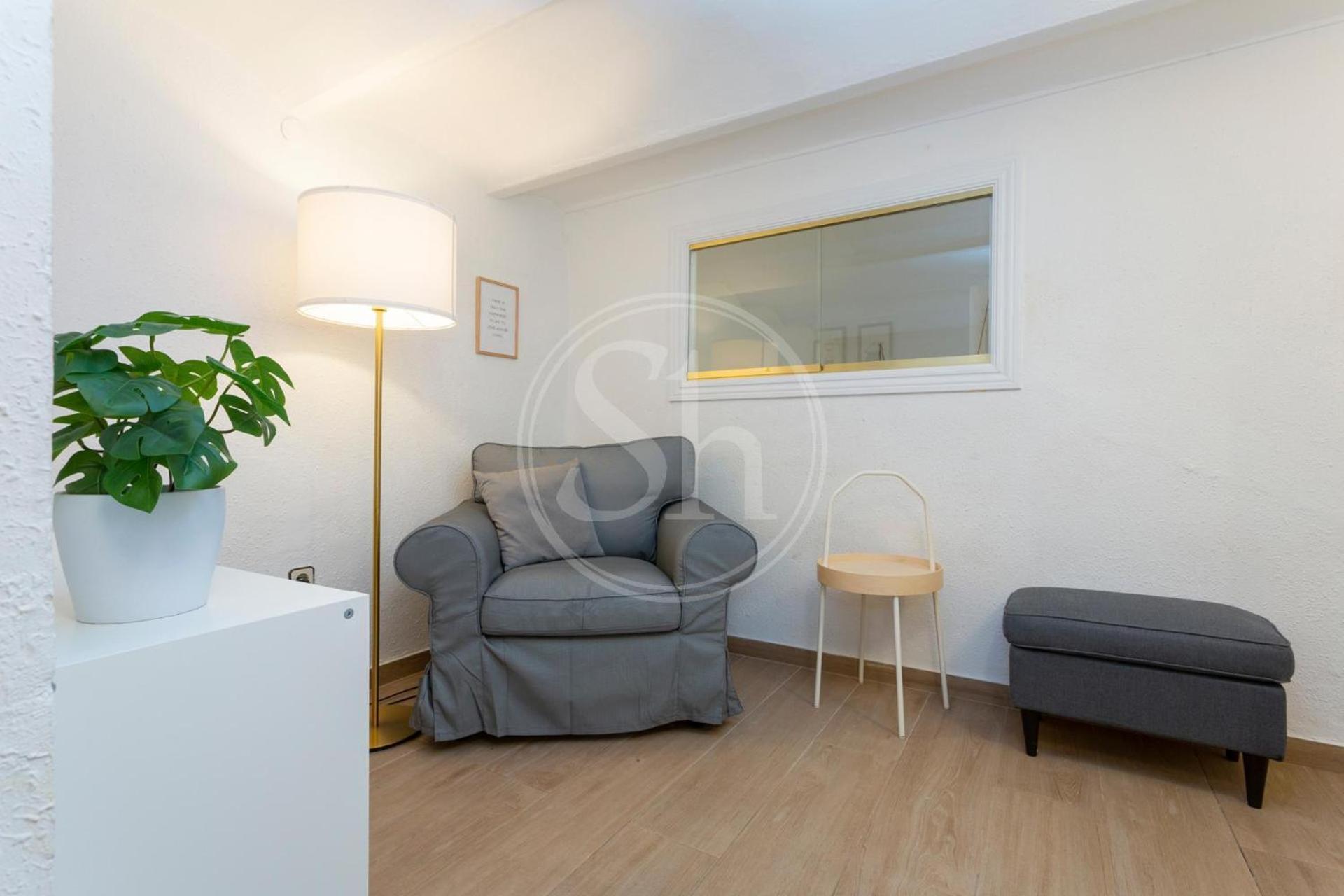 Practico Apartamento Cerca De Estacion De Sants Барселона Экстерьер фото