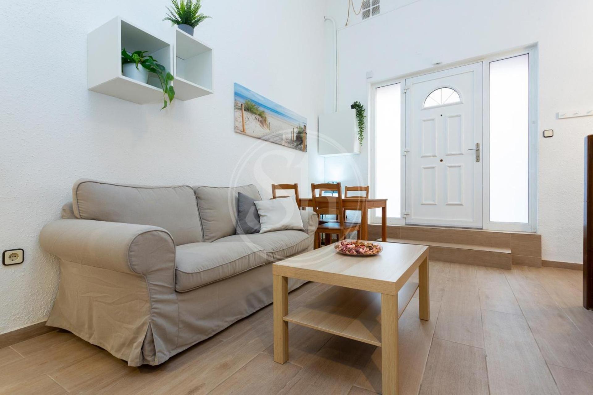 Practico Apartamento Cerca De Estacion De Sants Барселона Экстерьер фото