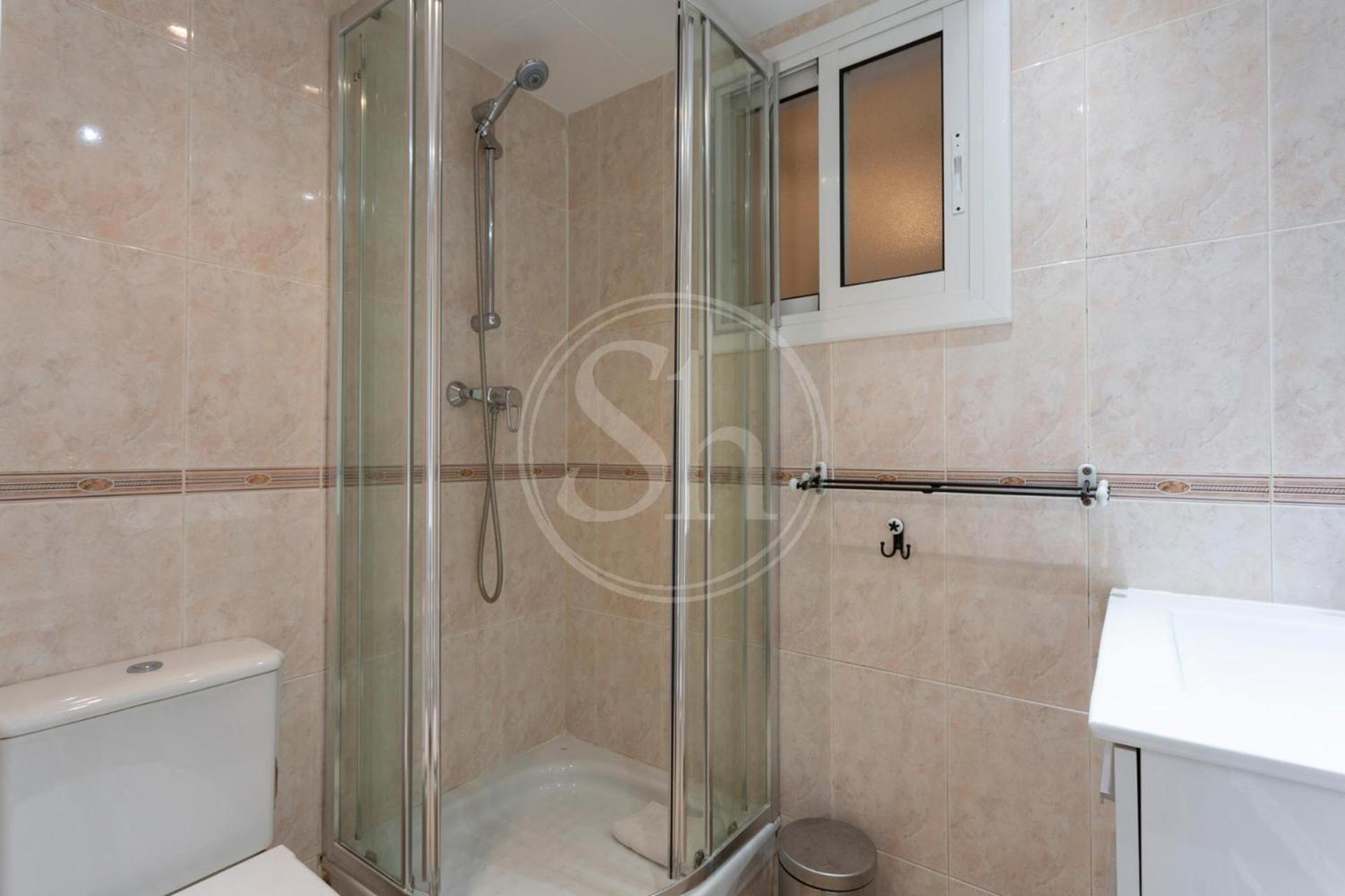 Practico Apartamento Cerca De Estacion De Sants Барселона Экстерьер фото